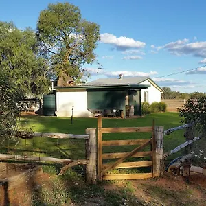  Holiday home Bush