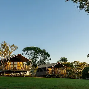 4* Luxury tent Sanctuary By Sirromet